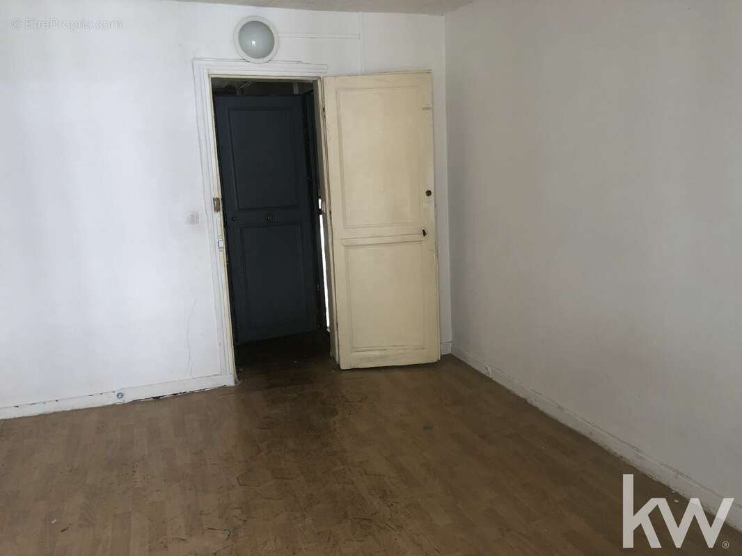 Appartement à PARIS-10E