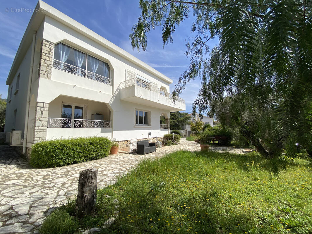 Maison à LA VALETTE-DU-VAR
