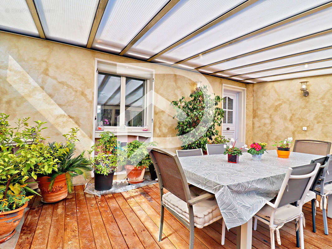 Maison à PIERREVERT