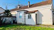 Photo 1 - Maison à SAINT-MAUR-DES-FOSSES