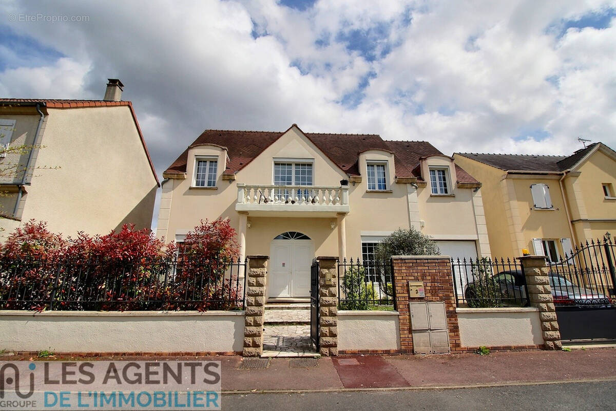 Maison à MONTESSON