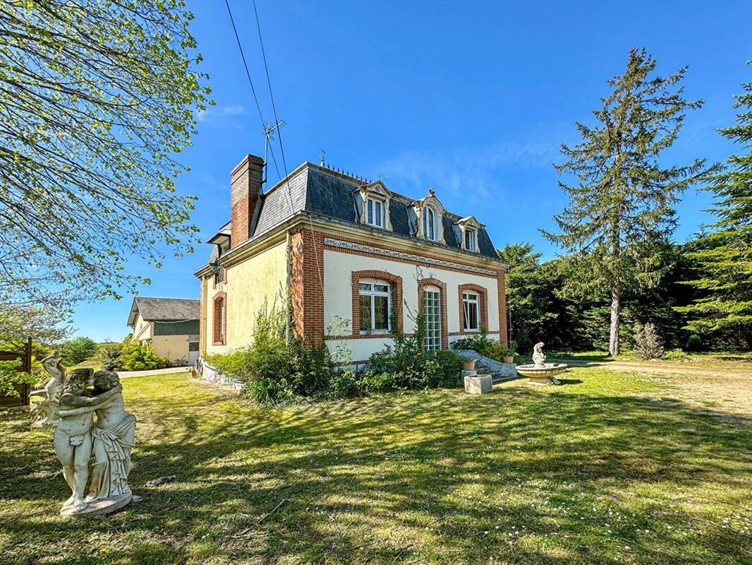 Maison à CINQ-MARS-LA-PILE