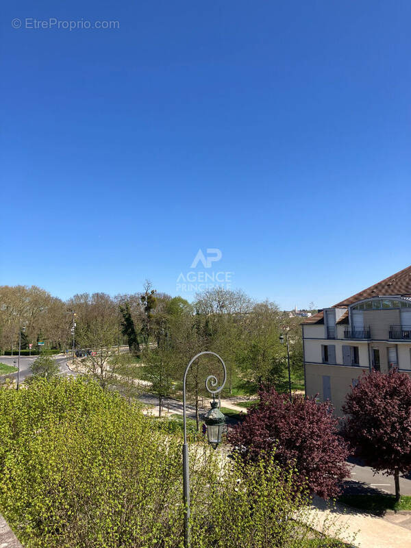 Appartement à MAISONS-LAFFITTE