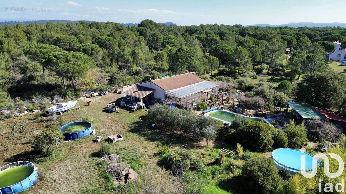 Photo 1 - Maison à LE CANNET-DES-MAURES