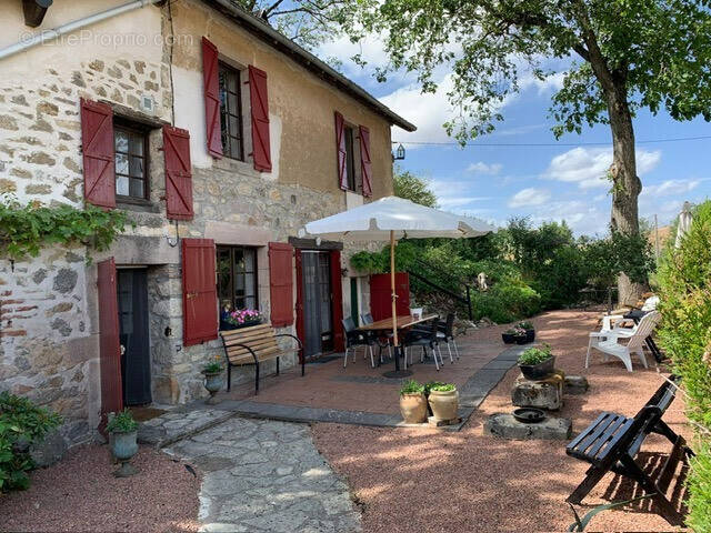Maison à LUZY
