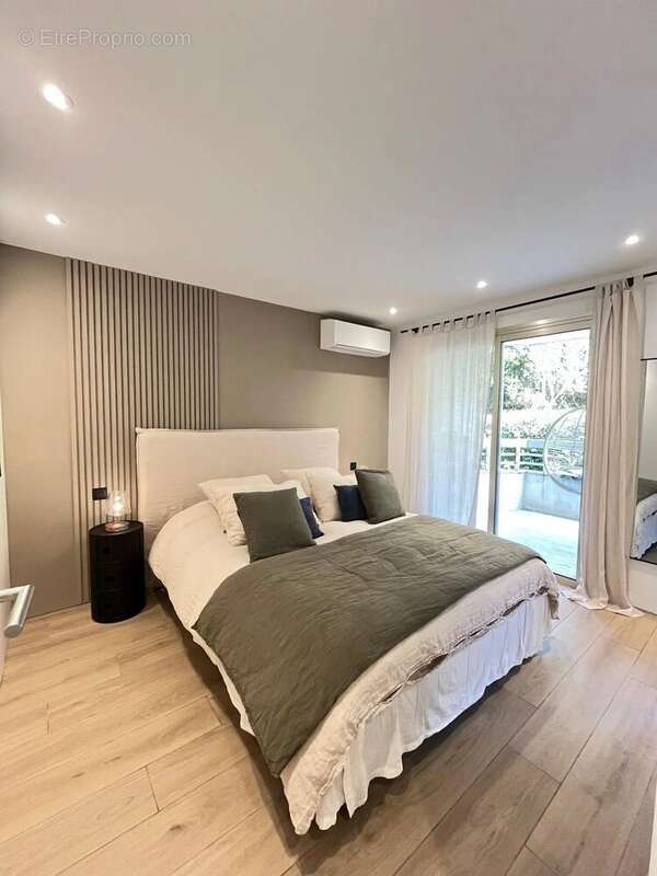 Appartement à LE CANNET