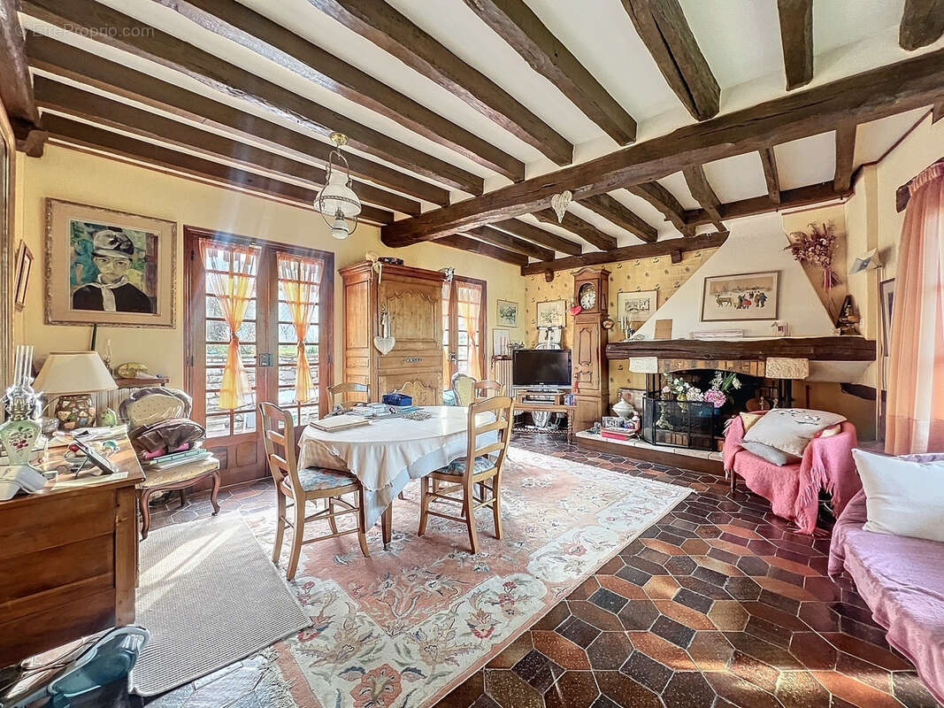 Maison à CHAUMONT-EN-VEXIN