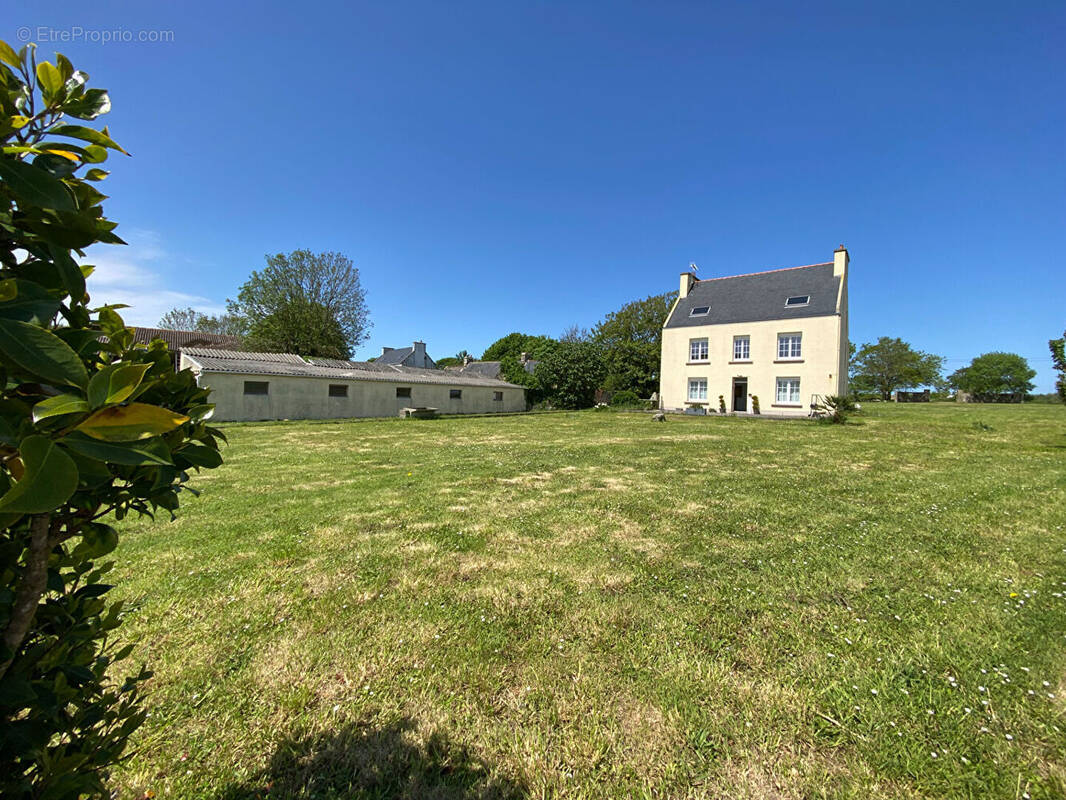 Maison à PLOUHINEC