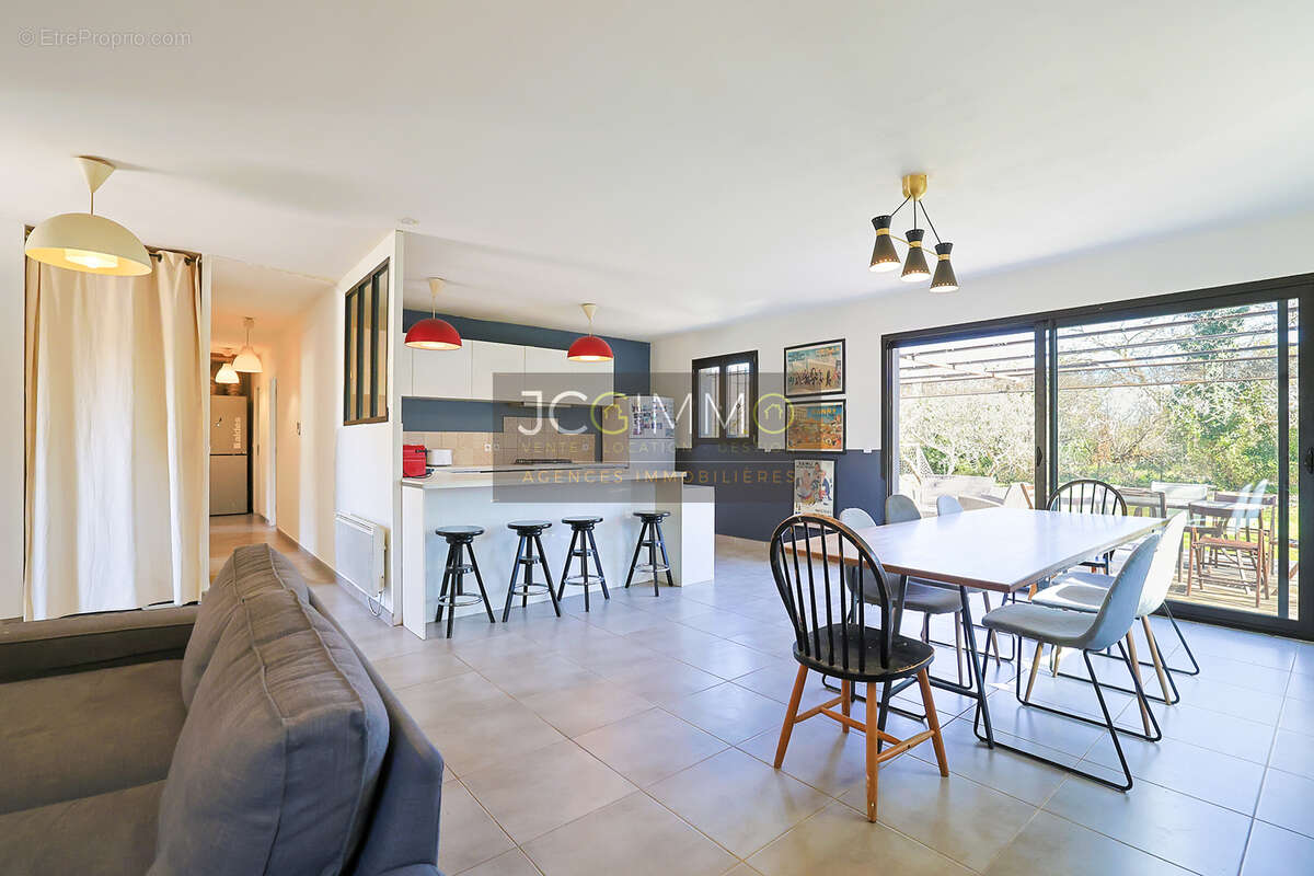 Maison à LA FARLEDE