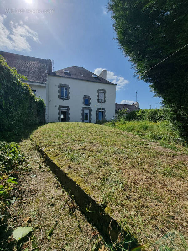 Appartement à QUIMPERLE