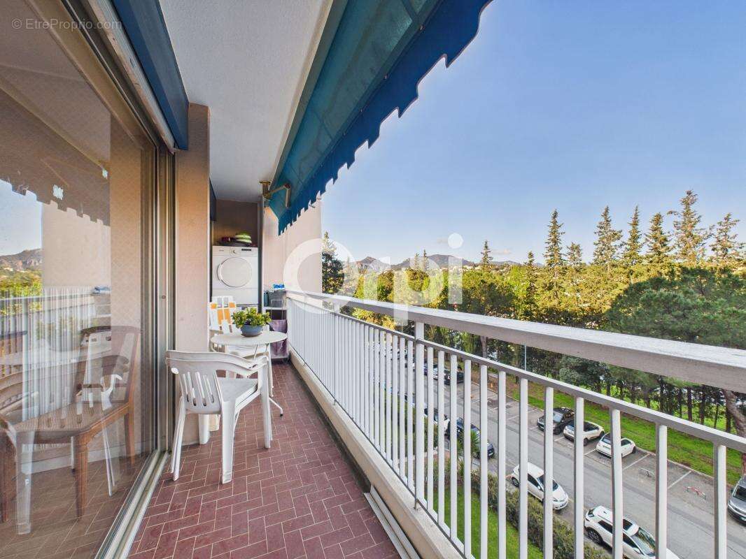 Appartement à MANDELIEU-LA-NAPOULE