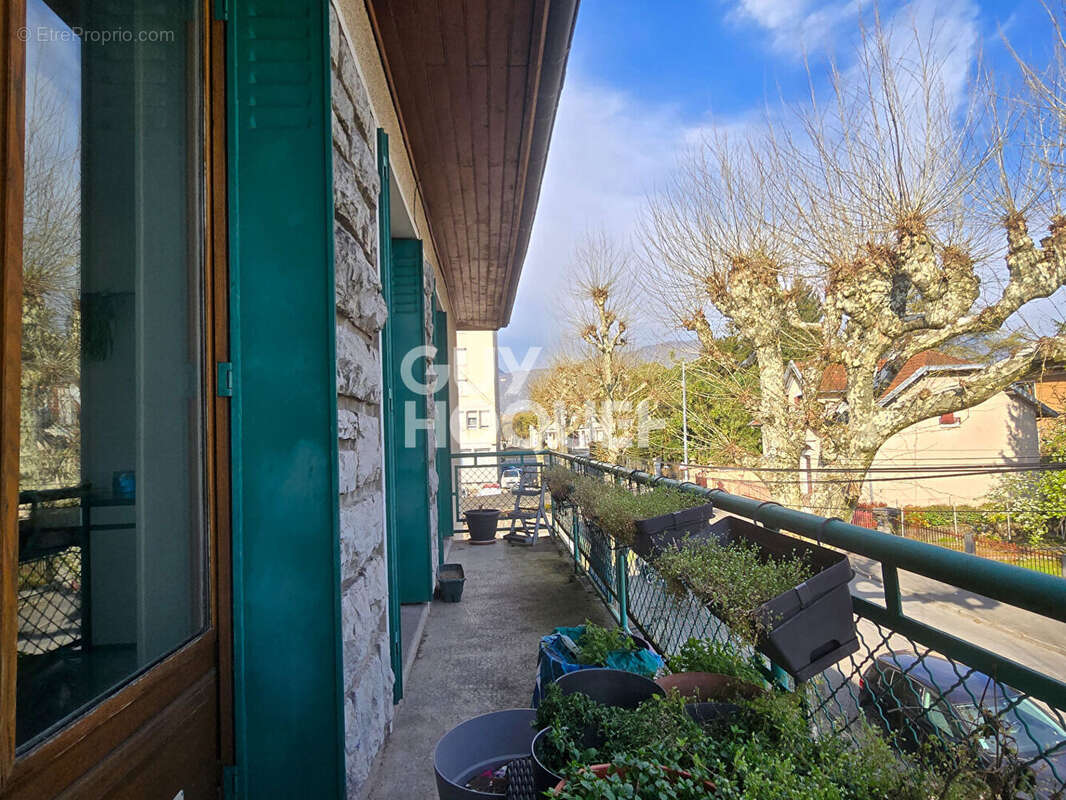 Appartement à AIX-LES-BAINS