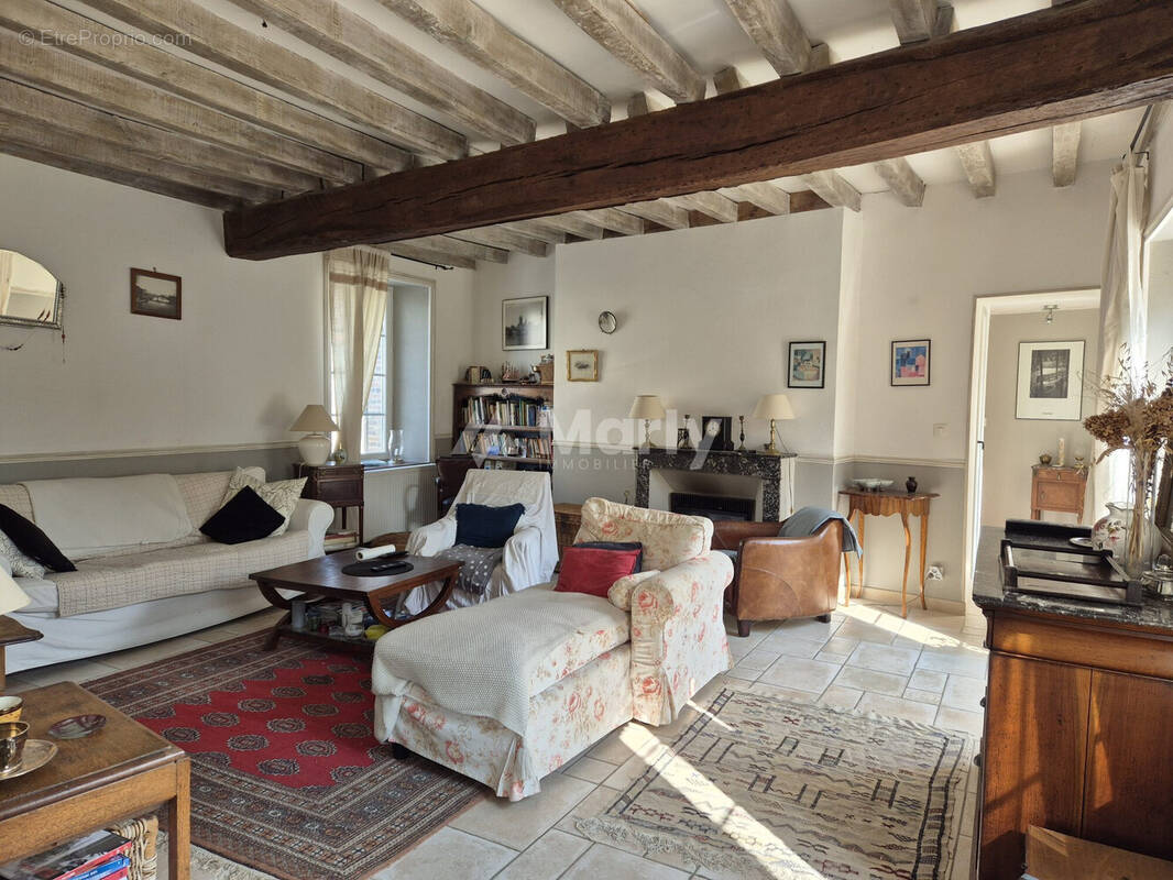 Maison à AIX-EN-OTHE