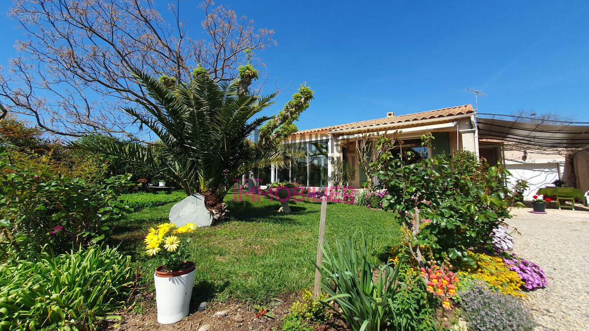 Maison à SORGUES