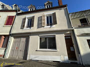 Maison à SAINT-YORRE