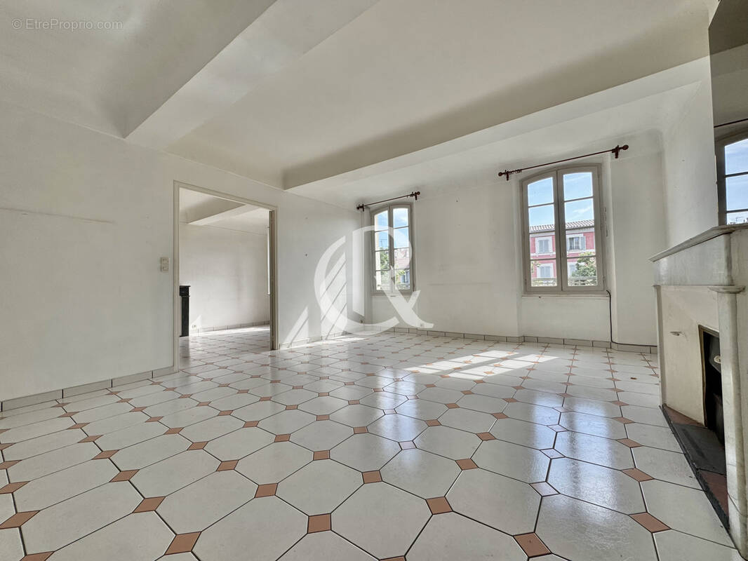 Appartement à HYERES