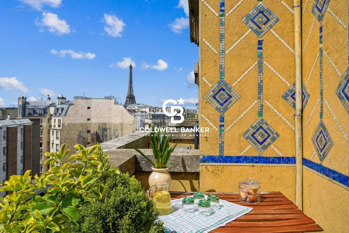 Appartement à PARIS-15E