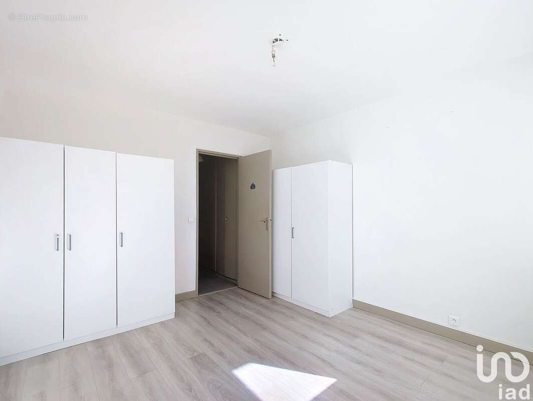 Photo 8 - Appartement à LYON-8E