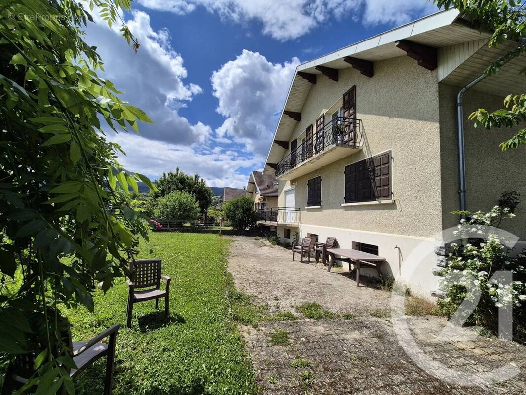 Maison à RUMILLY