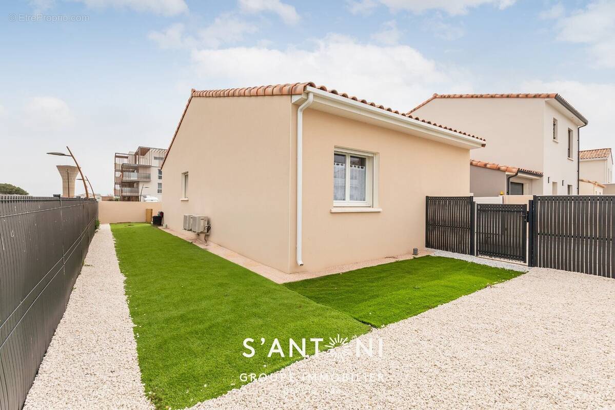Maison à VIAS