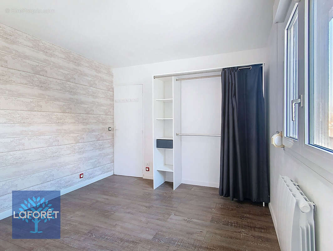 Appartement à VERT-LE-GRAND