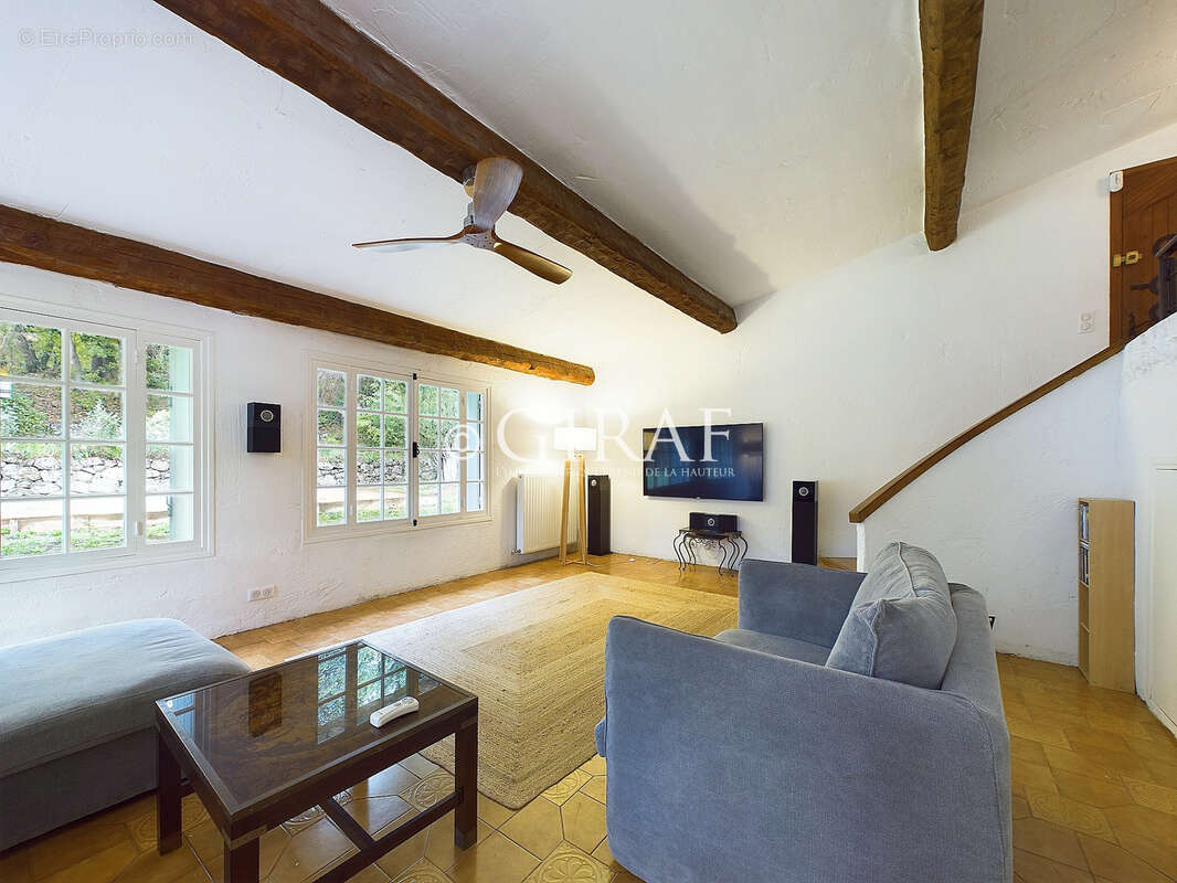 Maison à LE ROURET