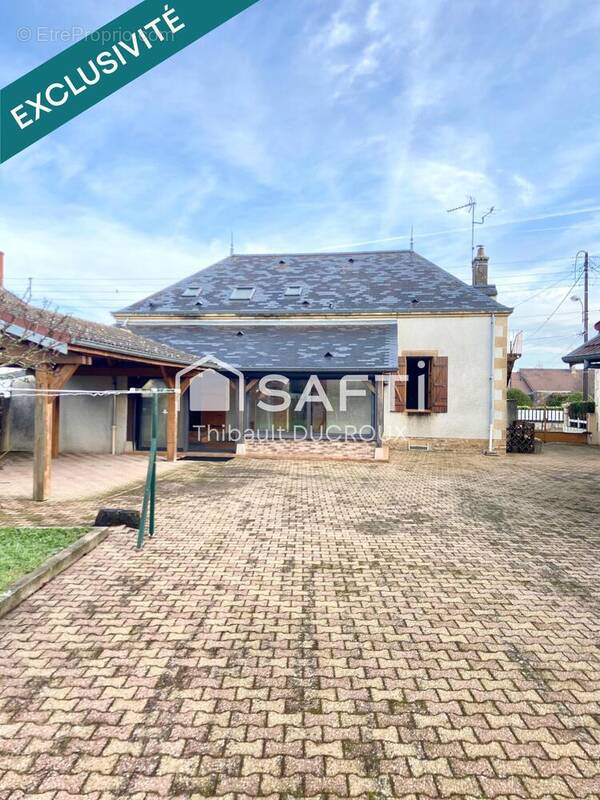 Photo 1 - Maison à GUEUGNON