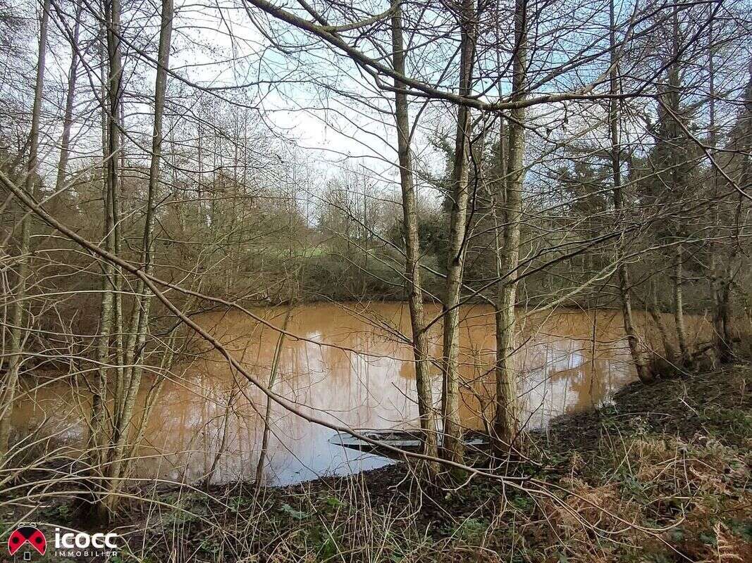 Terrain à MAREUIL-SUR-LAY-DISSAIS
