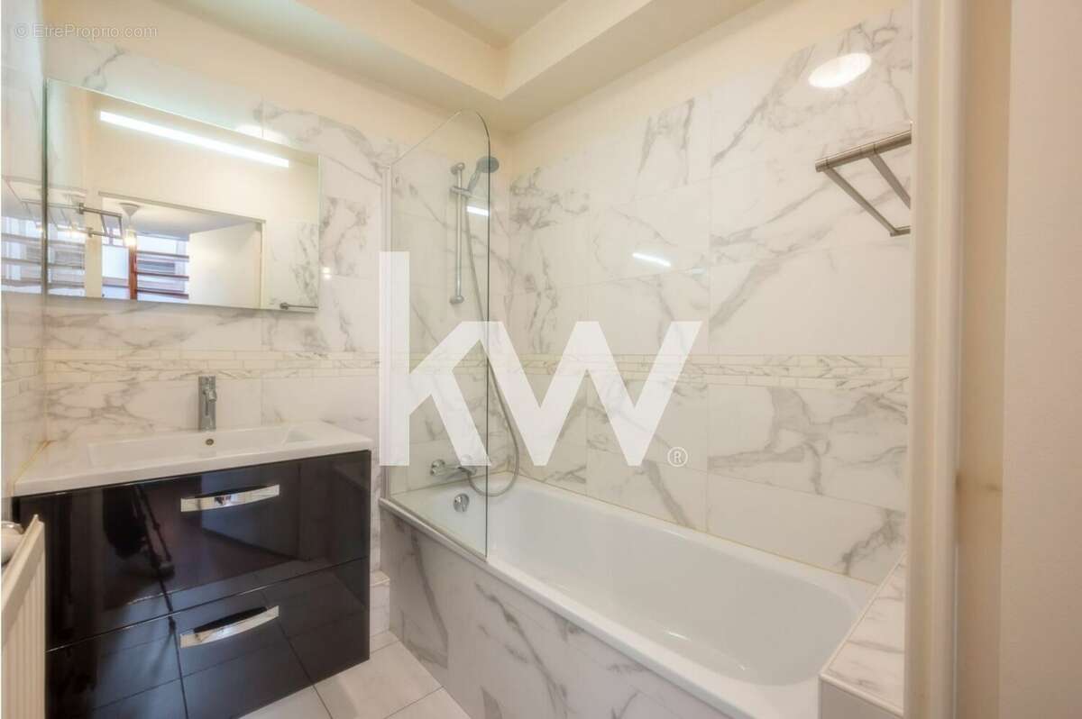 Appartement à SURESNES