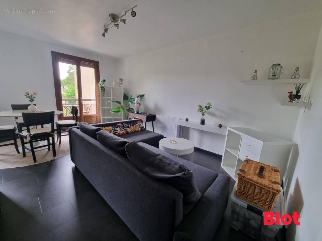 Appartement à PACE