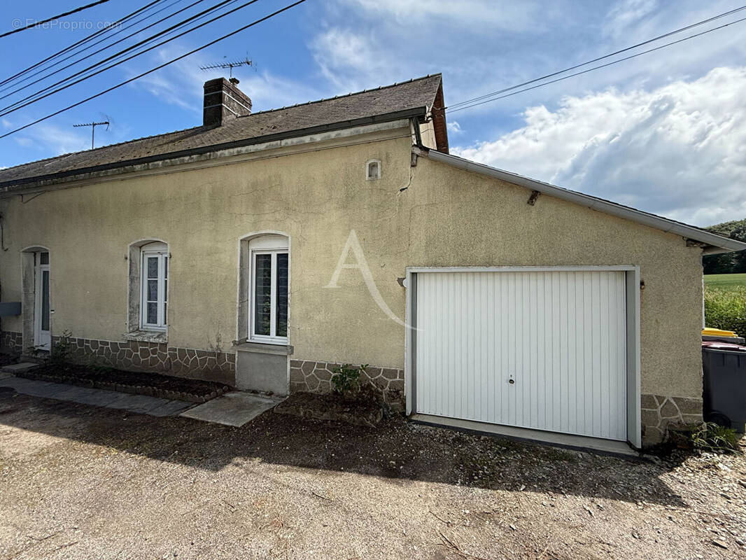 Maison à RENAZE