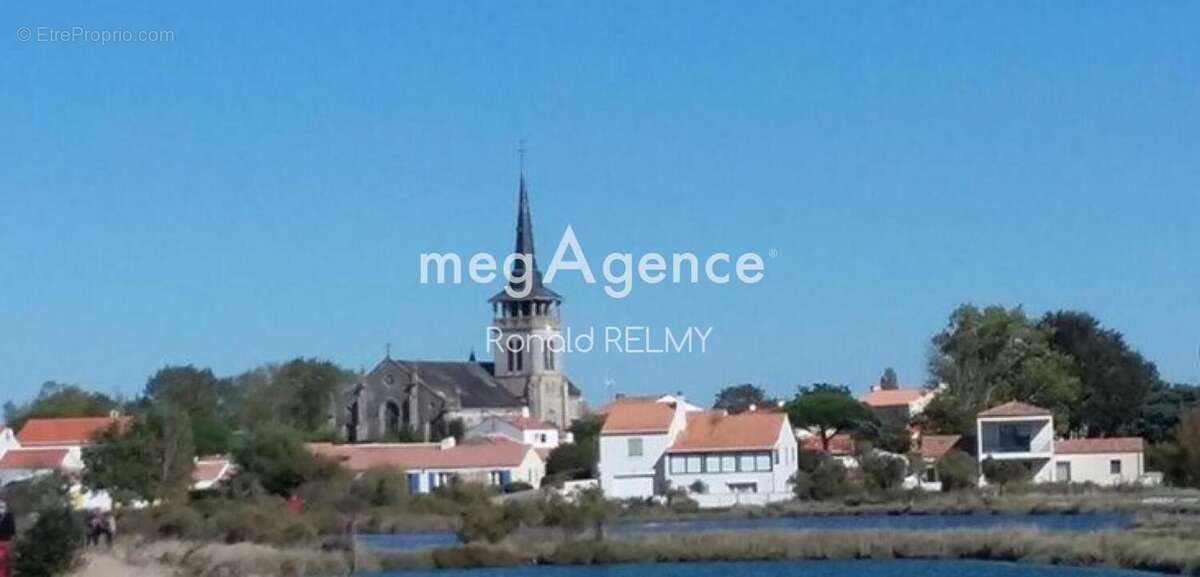 Terrain à L&#039;ILE-D&#039;OLONNE