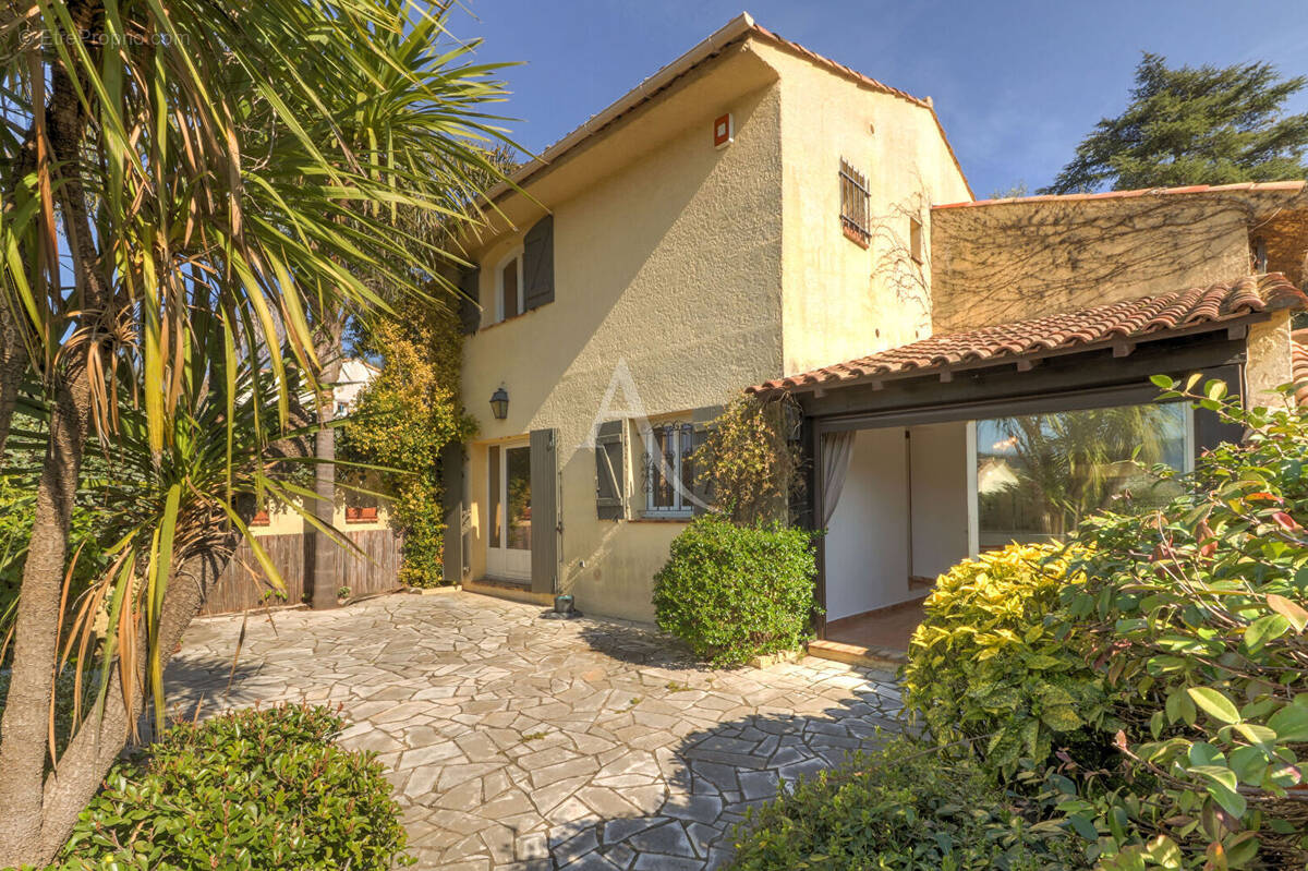 Maison à PEGOMAS