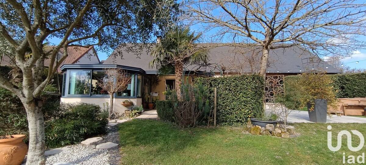 Photo 1 - Maison à CINQ-MARS-LA-PILE