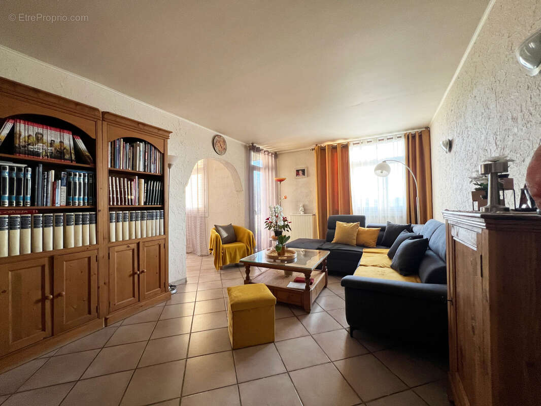 Appartement à ORANGE
