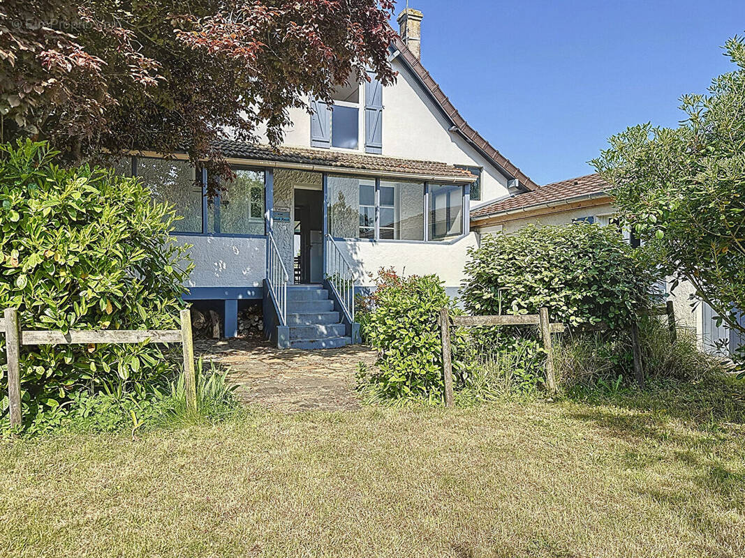 Maison à VARAVILLE