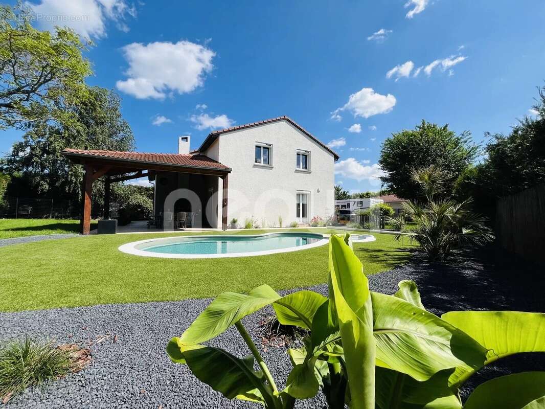 Maison à MARSAT