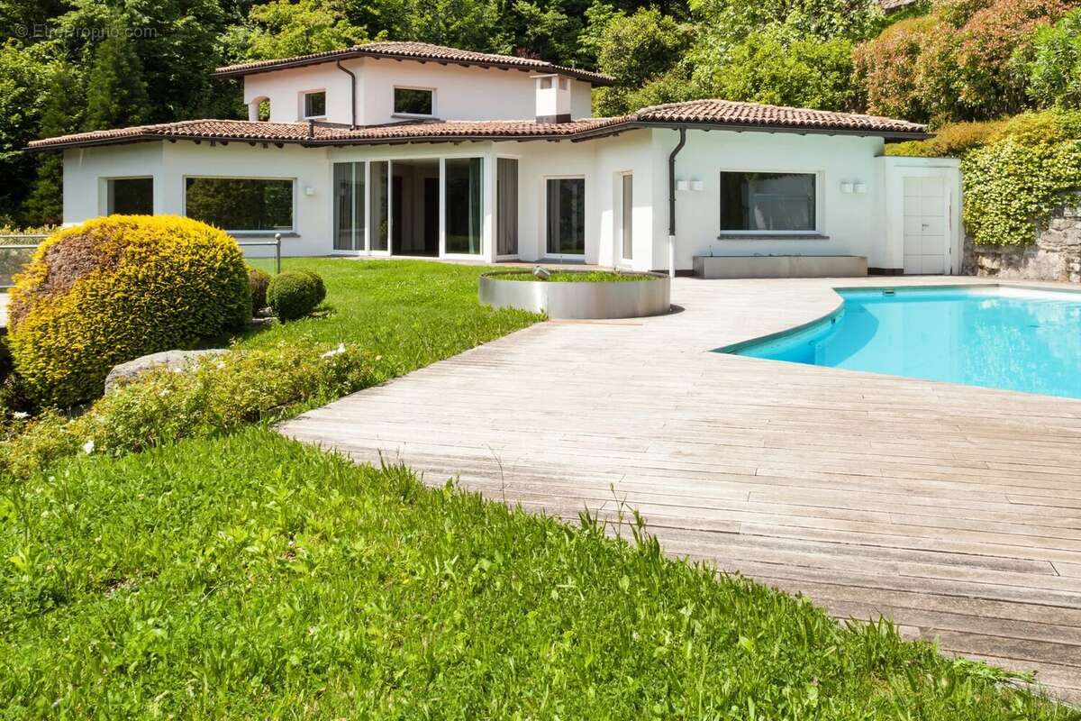 Maison à SAINT-MARTIN-DE-RE