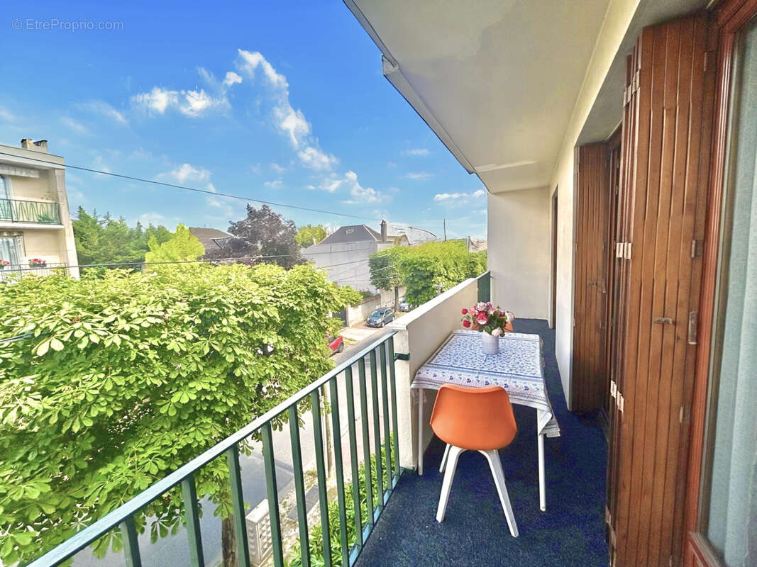 Appartement à SAINT-MAUR-DES-FOSSES
