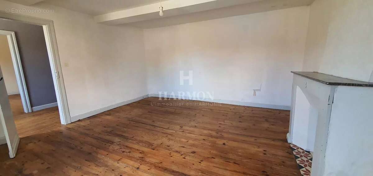 Maison à HAGETMAU
