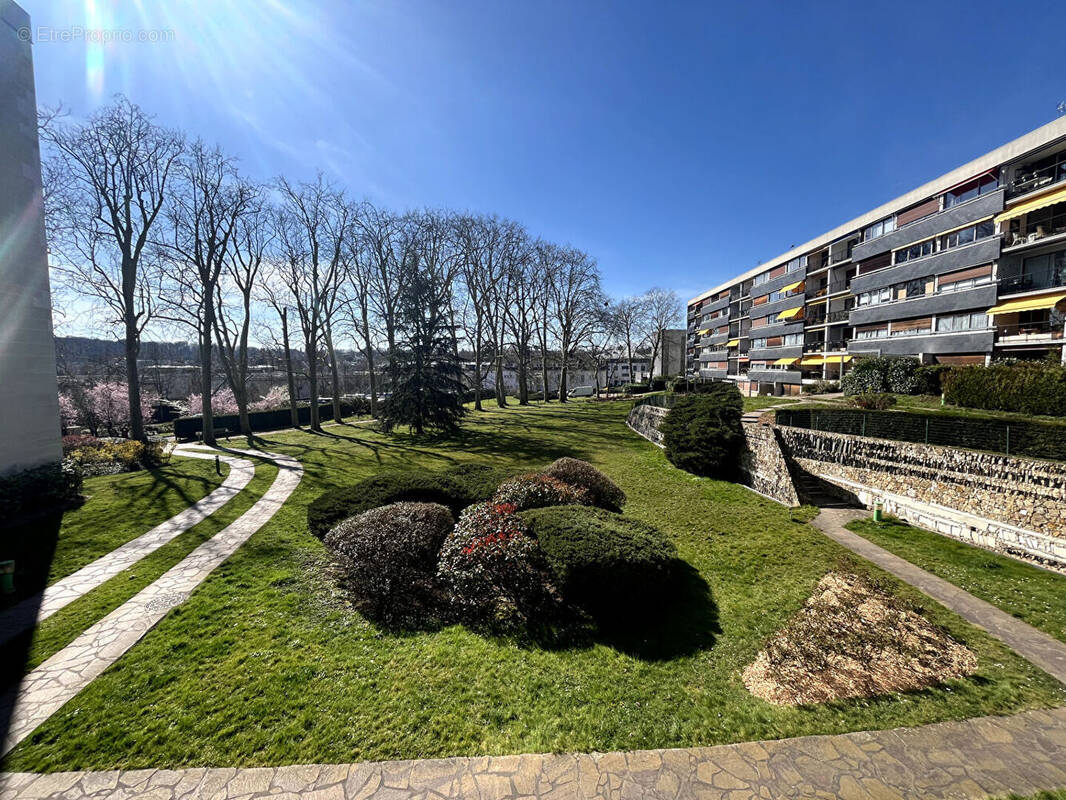 Appartement à VAUCRESSON