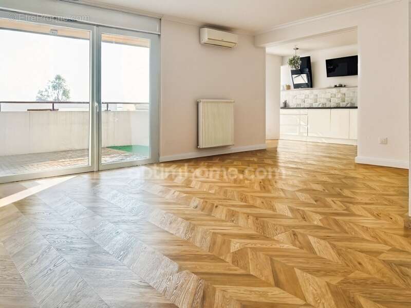 Appartement à JUVIGNAC