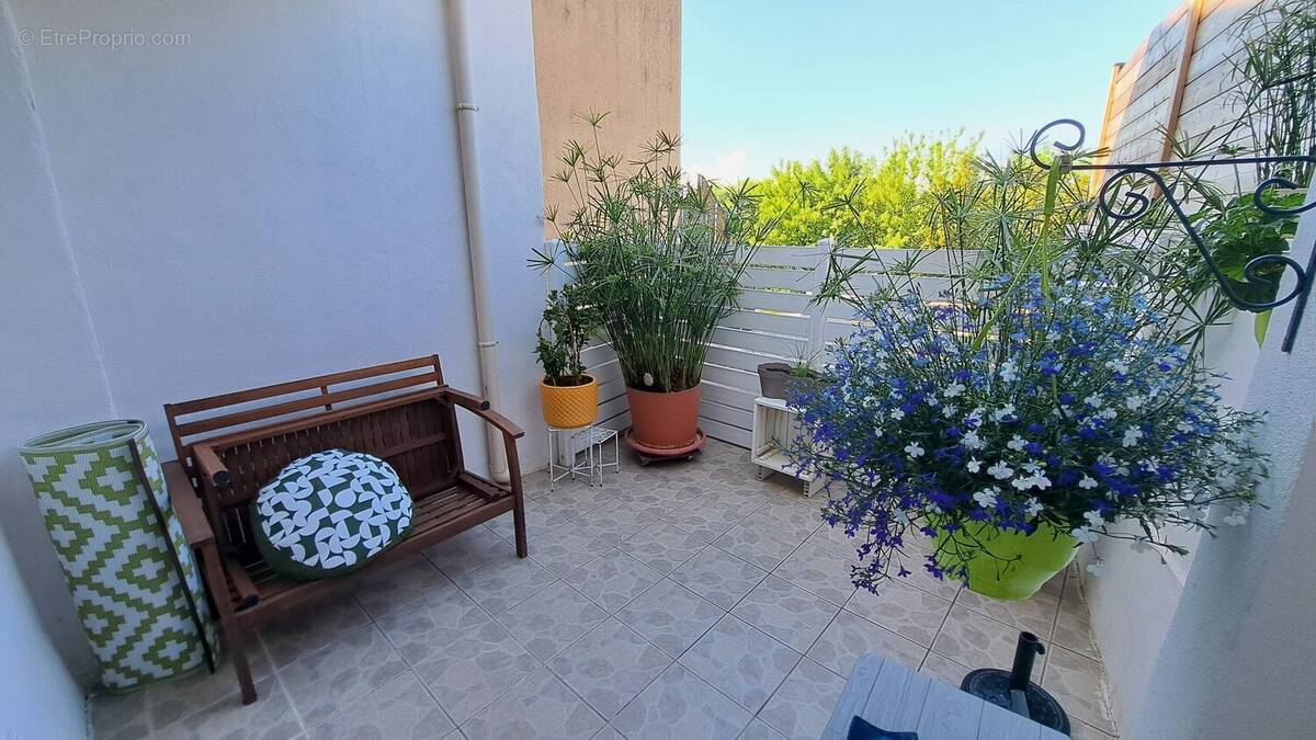 Maison à MONTBLANC