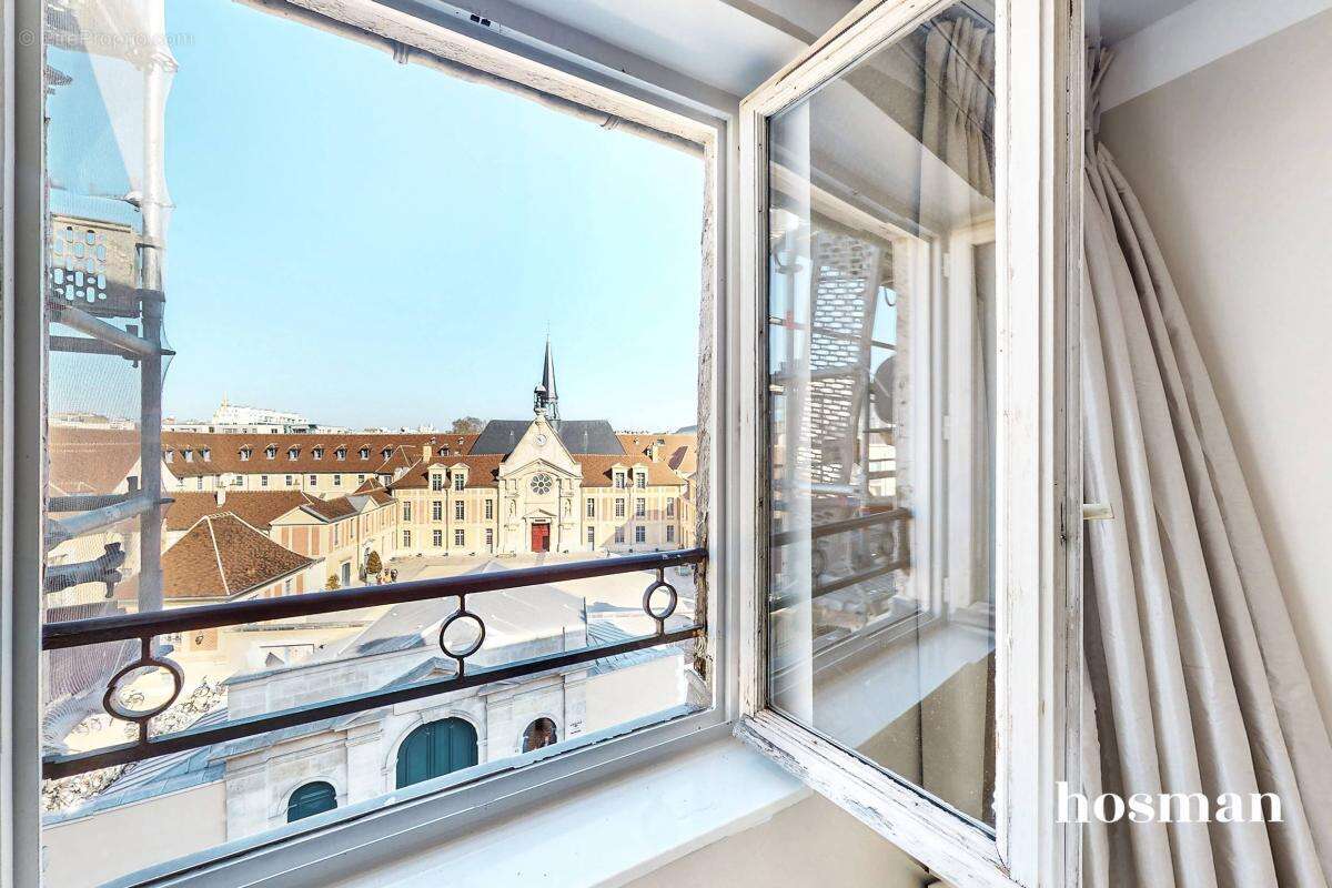 Appartement à PARIS-6E