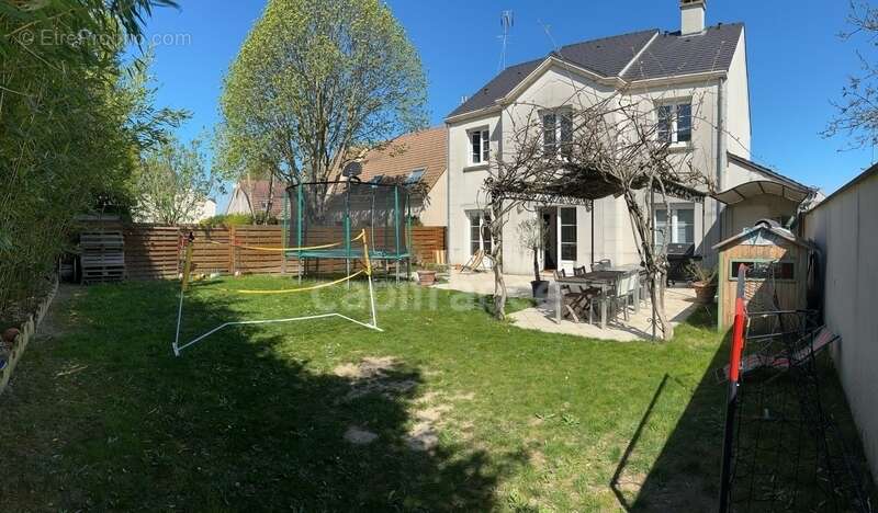 Maison à BALLAINVILLIERS
