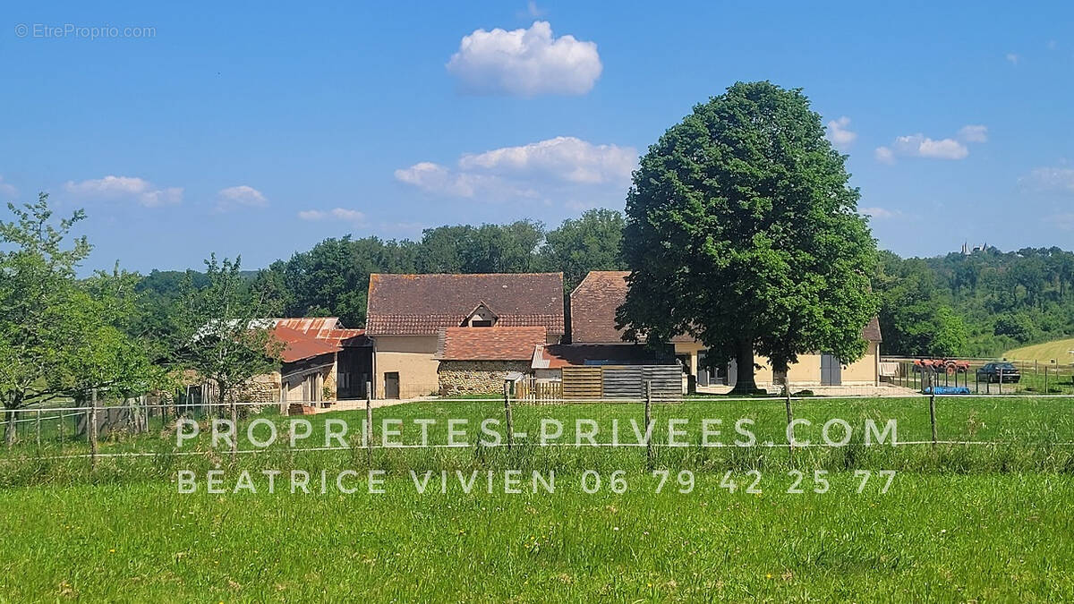 Maison à ROUFFIGNAC-SAINT-CERNIN-DE-REILHAC