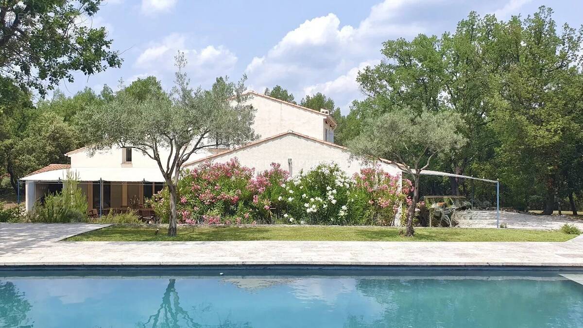 Maison à LORGUES