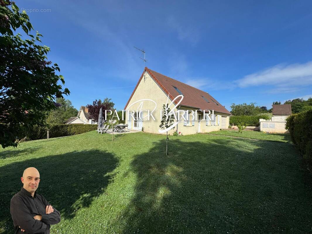 Photo 1 - Maison à MARINES