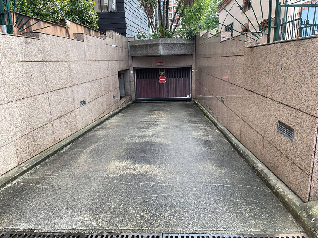 Parking à TOULOUSE
