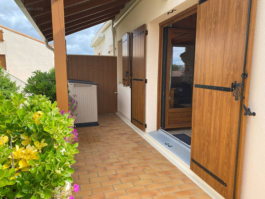 Appartement à VAUX-SUR-MER